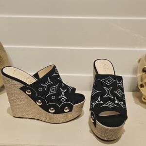 New Jessica Simpson Black Embroidered Jute Wedge Slide Sandals